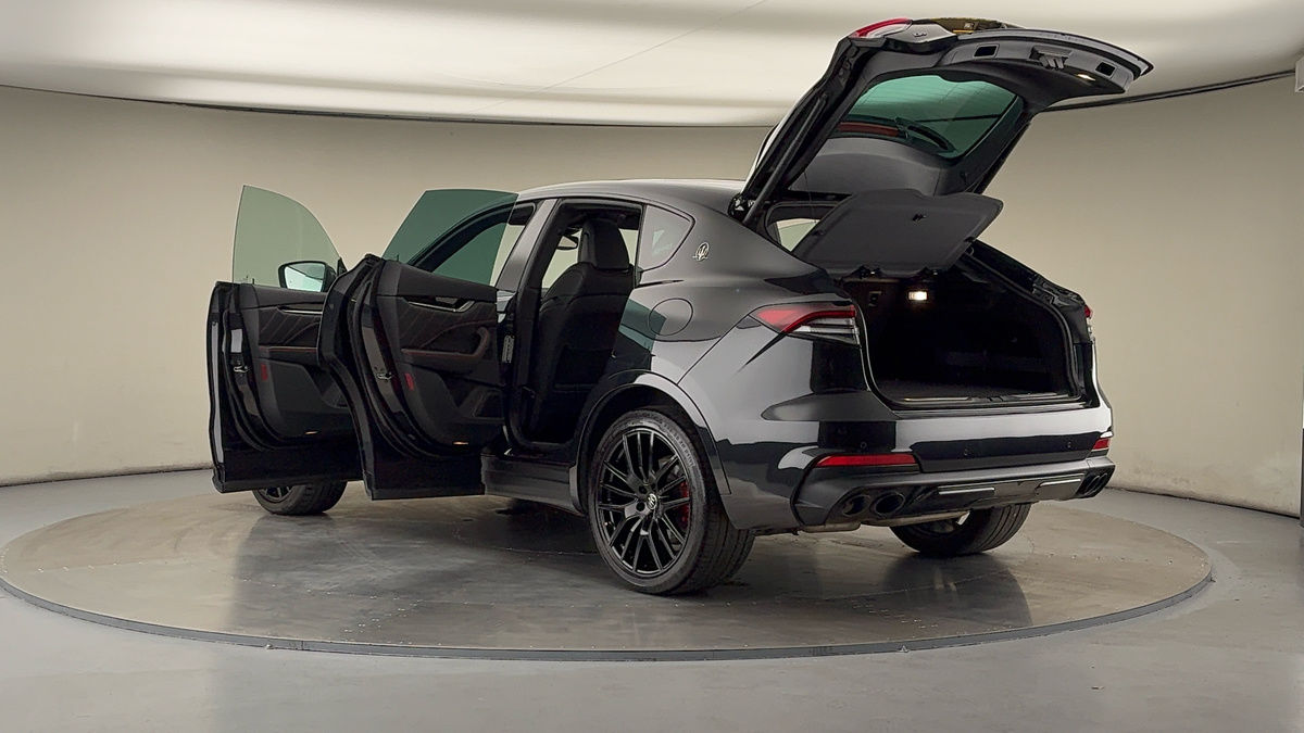 More views of Maserati Levante