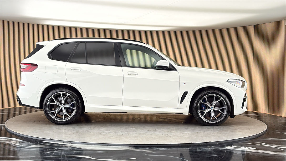 BMW X5 Image 16