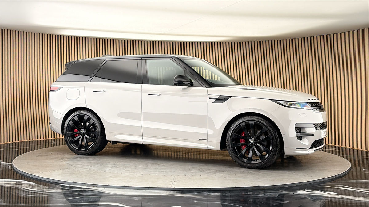 More views of Land Rover Range Rover Sport