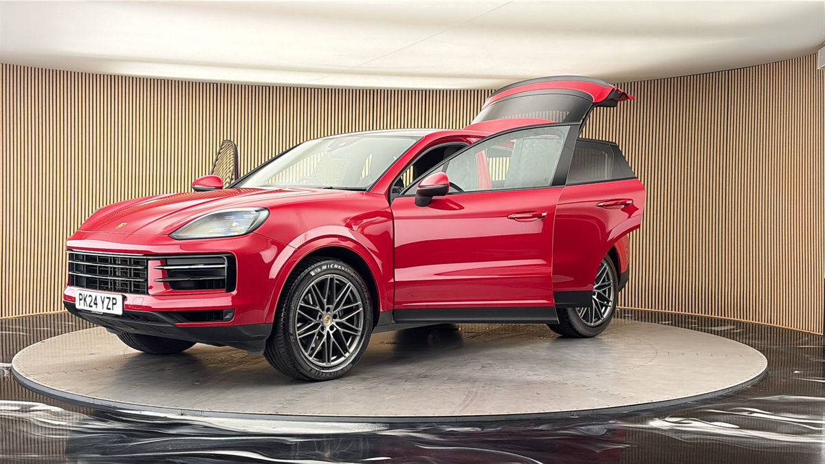 Porsche Cayenne Image 22