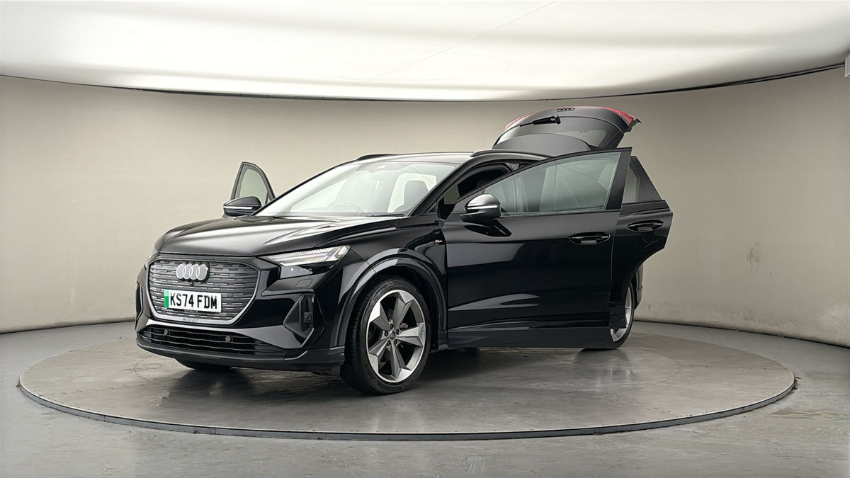 Audi Q4 e-tron Image 23