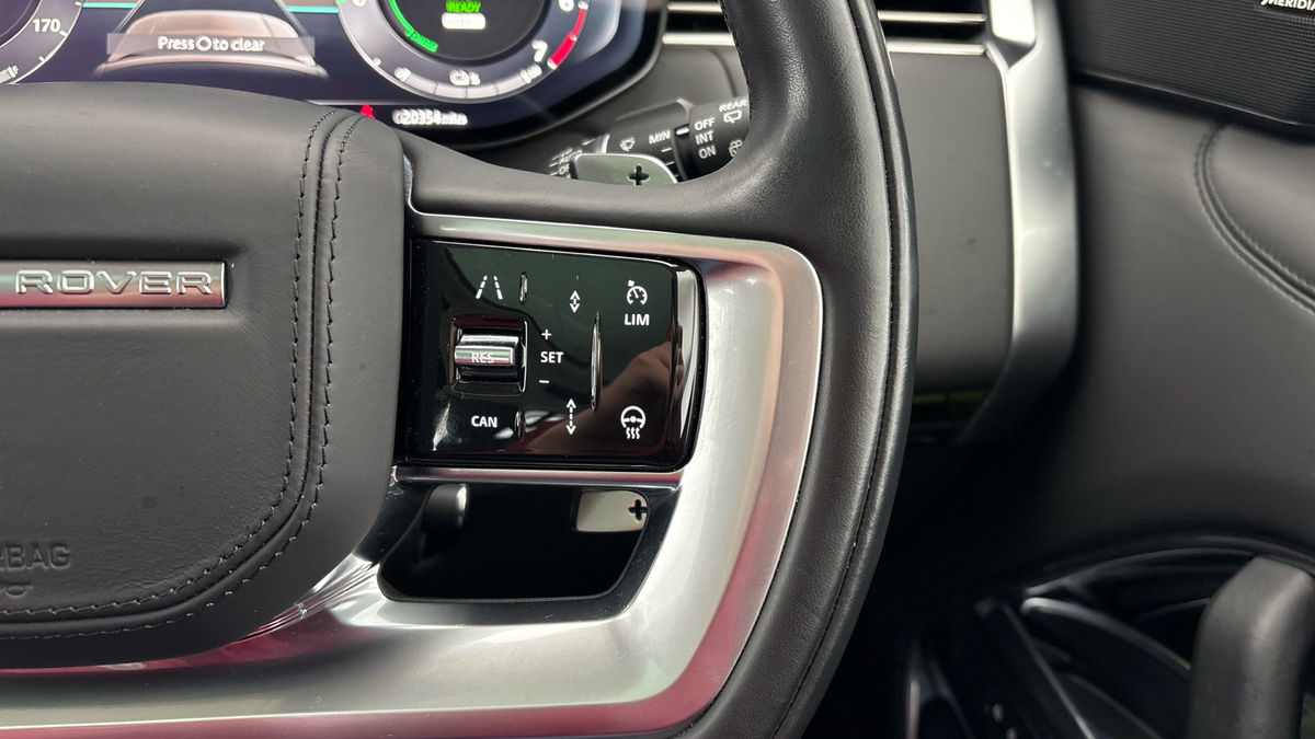 Land Rover Range Rover Image 14