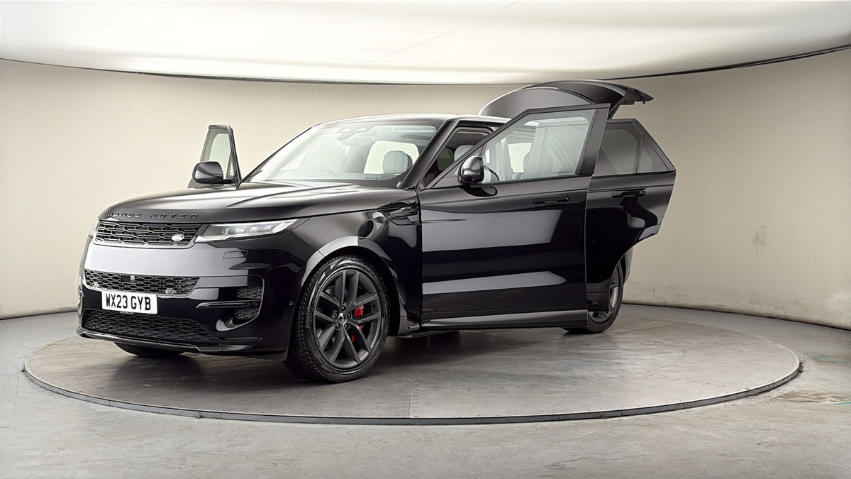 More views of Land Rover Range Rover Sport