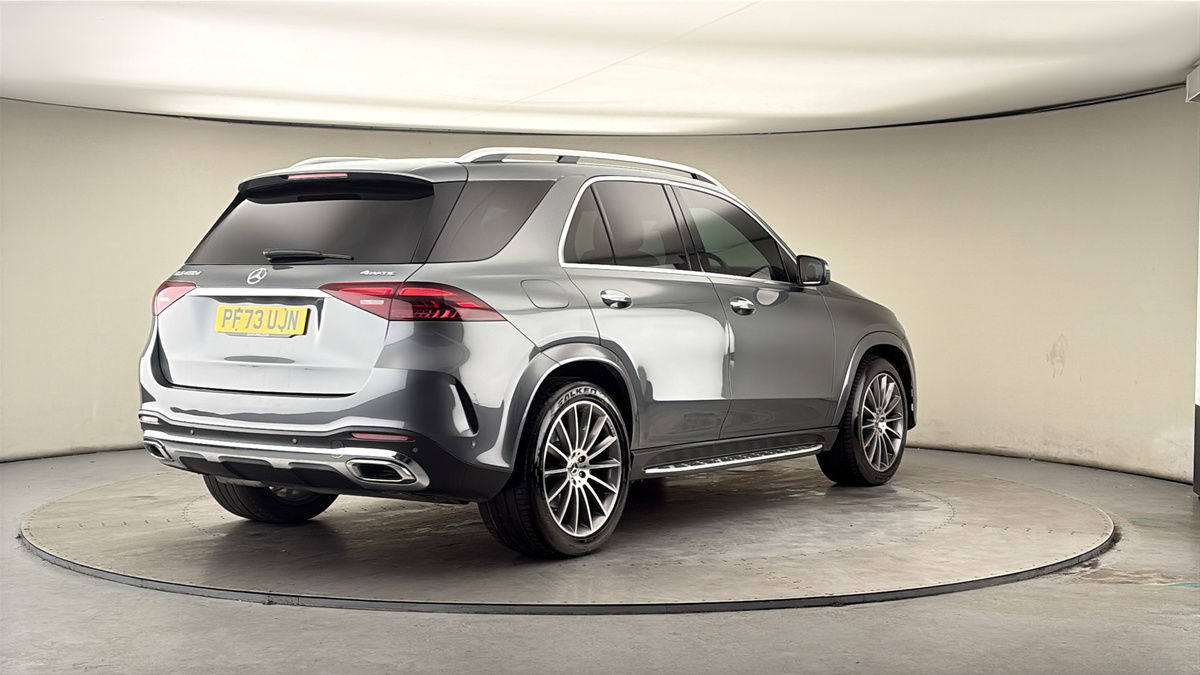 More views of Mercedes-Benz GLE