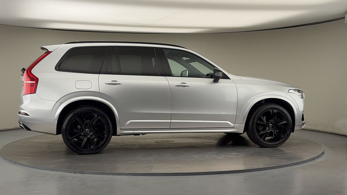 More views of Volvo XC90