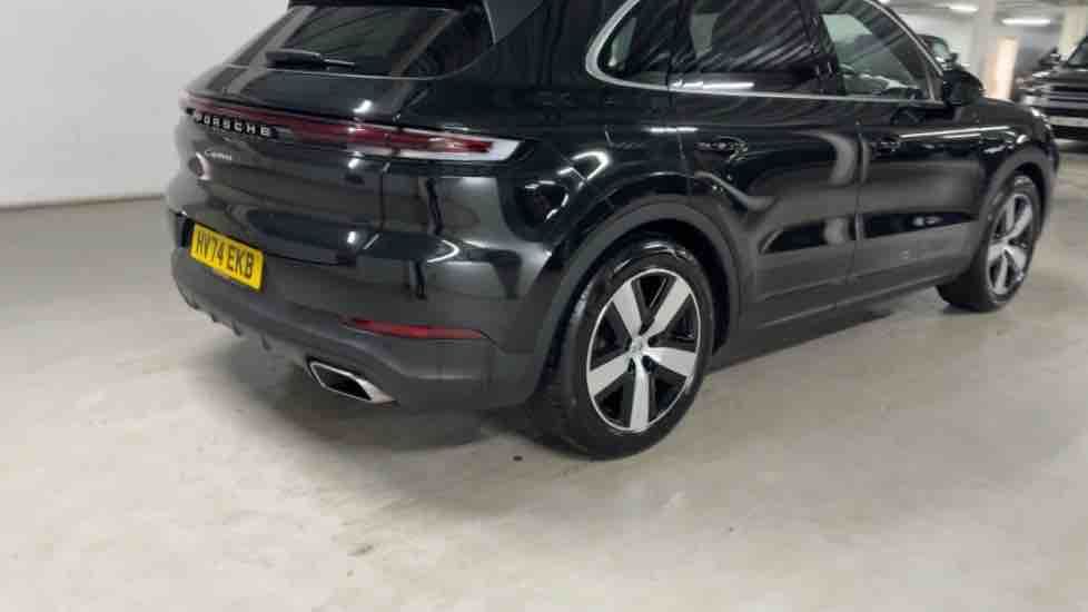 More views of Porsche Cayenne