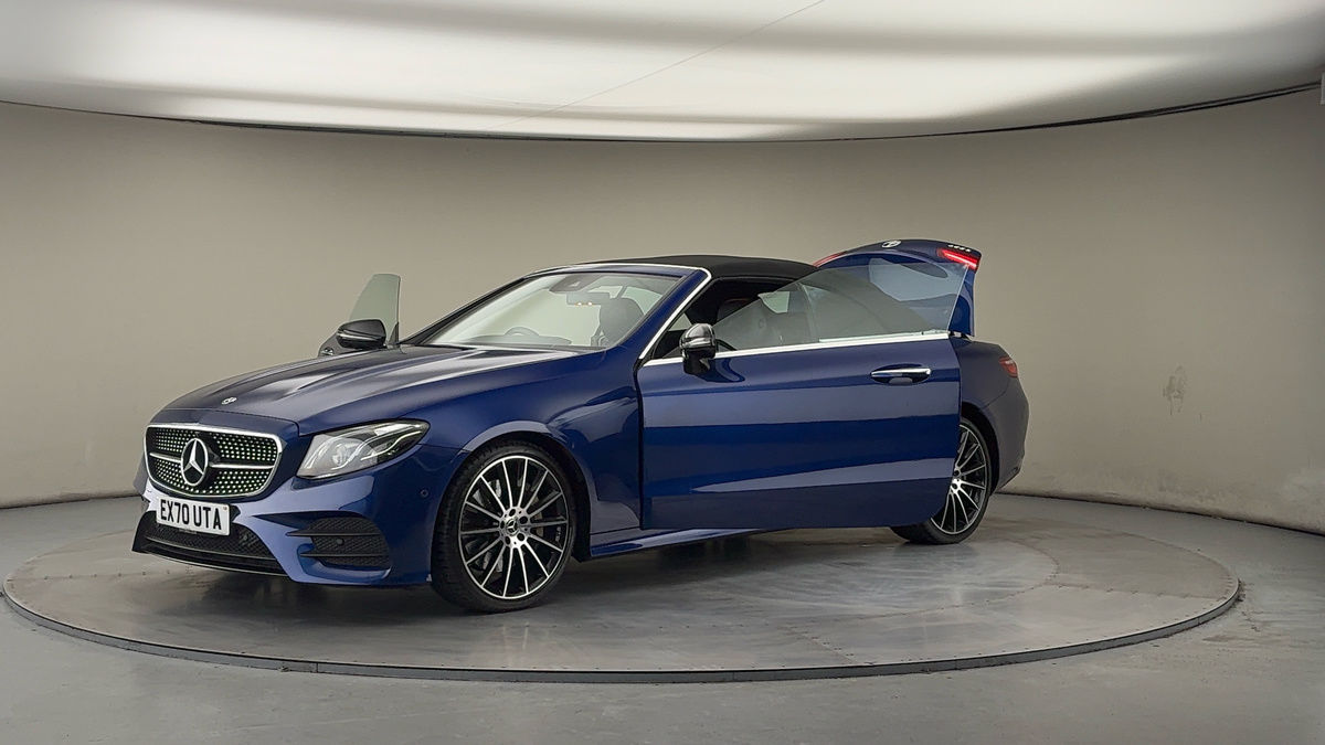 Mercedes-Benz E Class Image 22