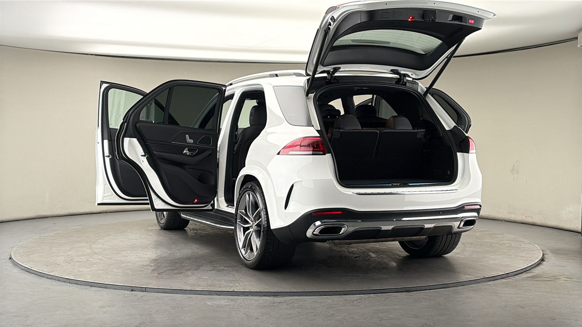 More views of Mercedes-Benz GLE