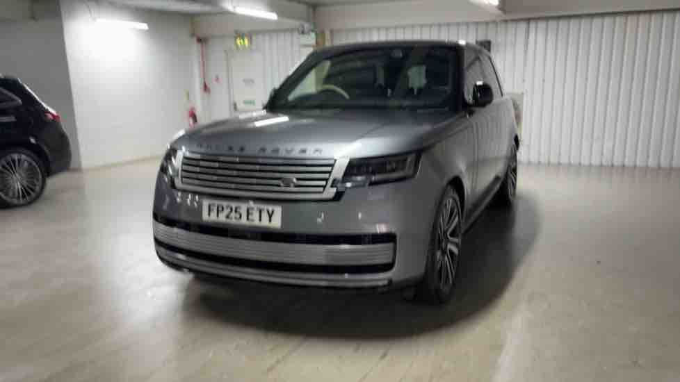 More views of Land Rover Range Rover