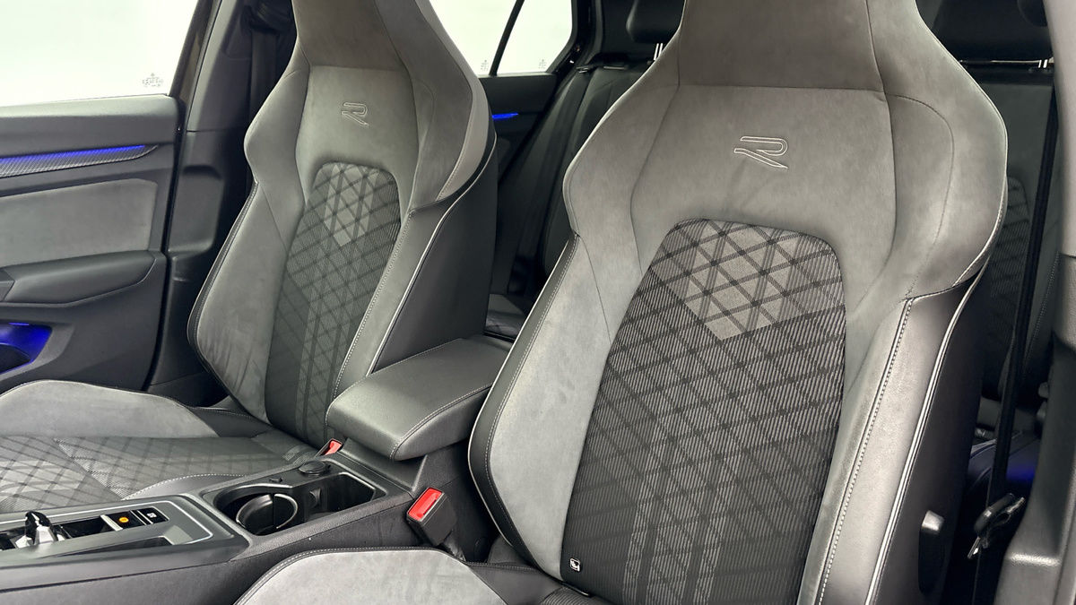 Volkswagen Golf Image 7