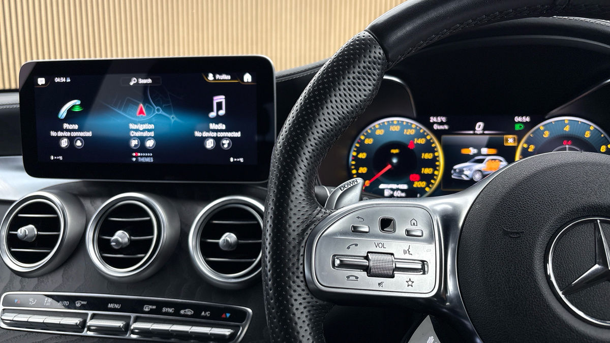 Mercedes-Benz GLC Image 13