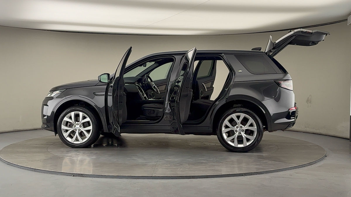 More views of Land Rover Discovery Sport