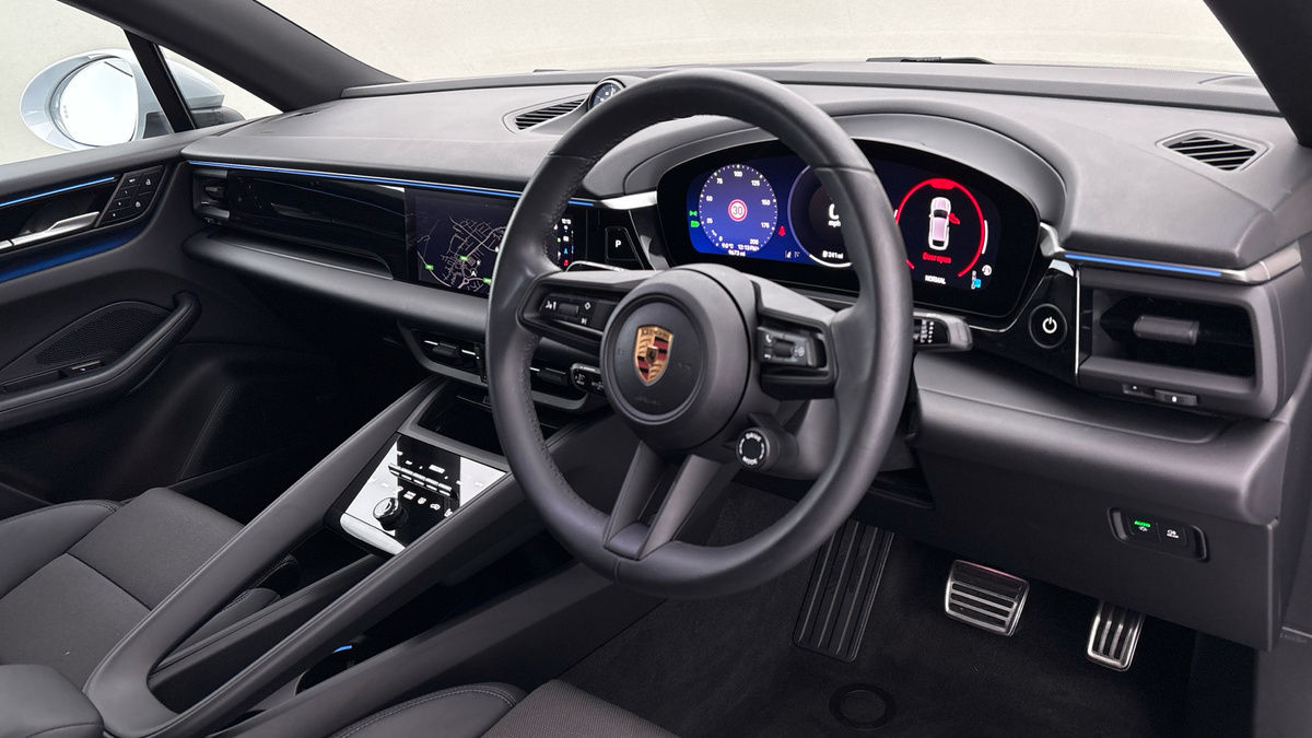 Porsche Macan Image 5