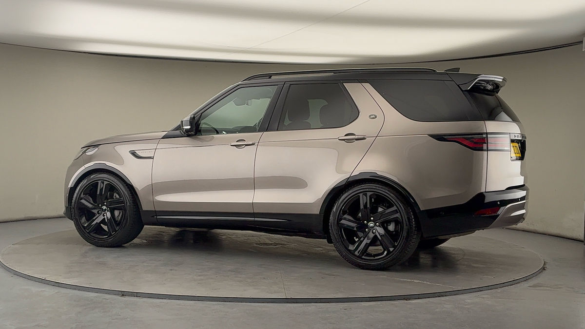 More views of Land Rover Discovery