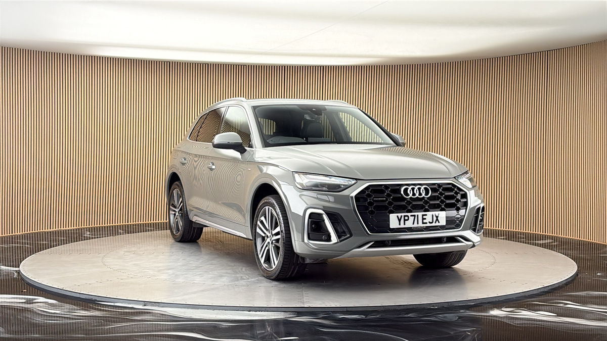 More views of Audi Q5