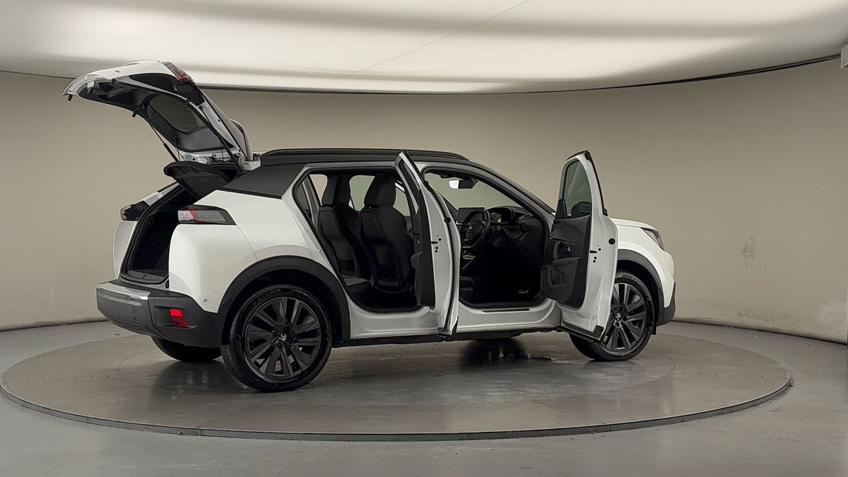 More views of Peugeot E-2008