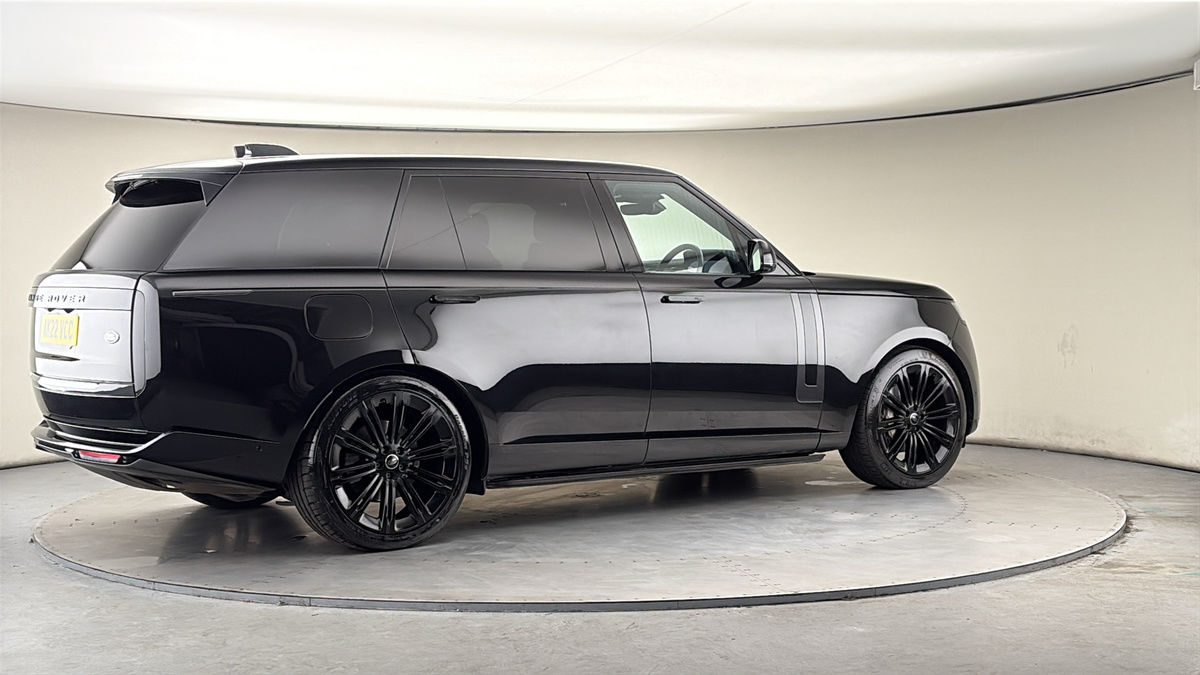 More views of Land Rover Range Rover