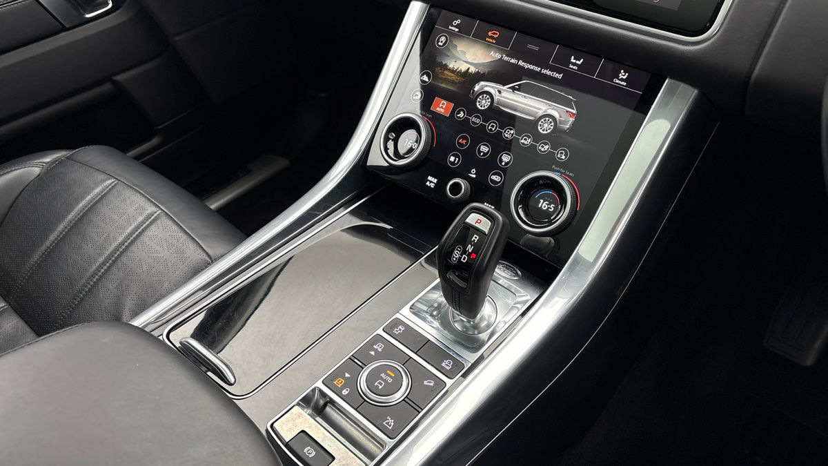 Land Rover Range Rover Sport Image 18