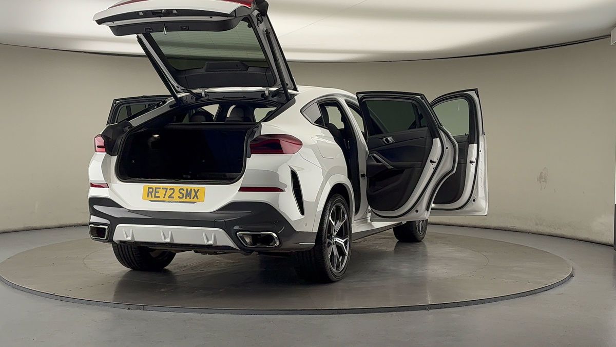 More views of BMW X6