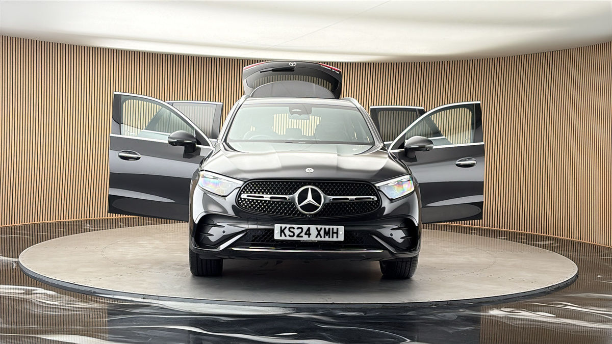 More views of Mercedes-Benz GLC