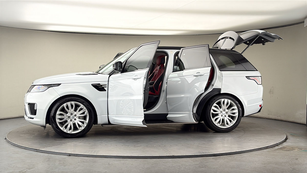 More views of Land Rover Range Rover Sport