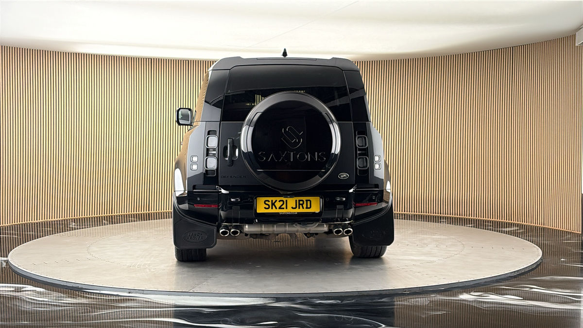 More views of Land Rover Defender 90