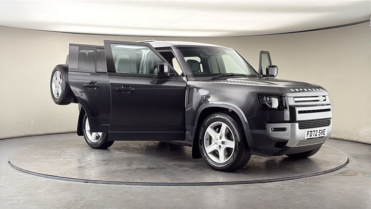 More views of Land Rover Defender 110