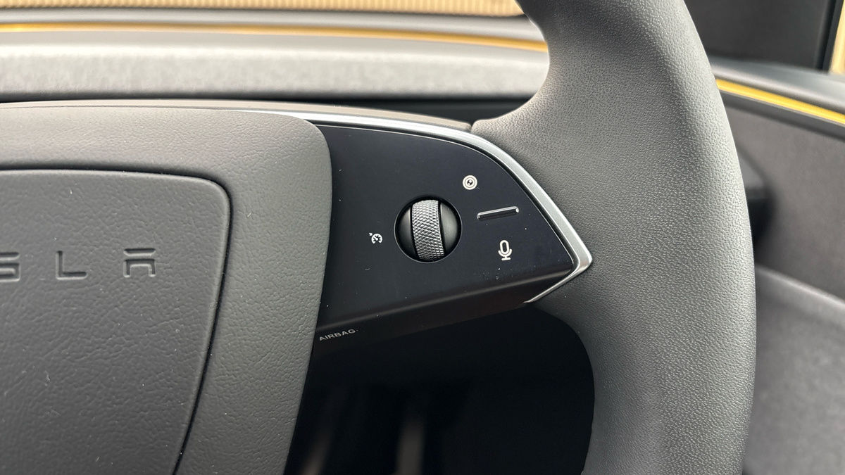 Tesla Model Y Image 14