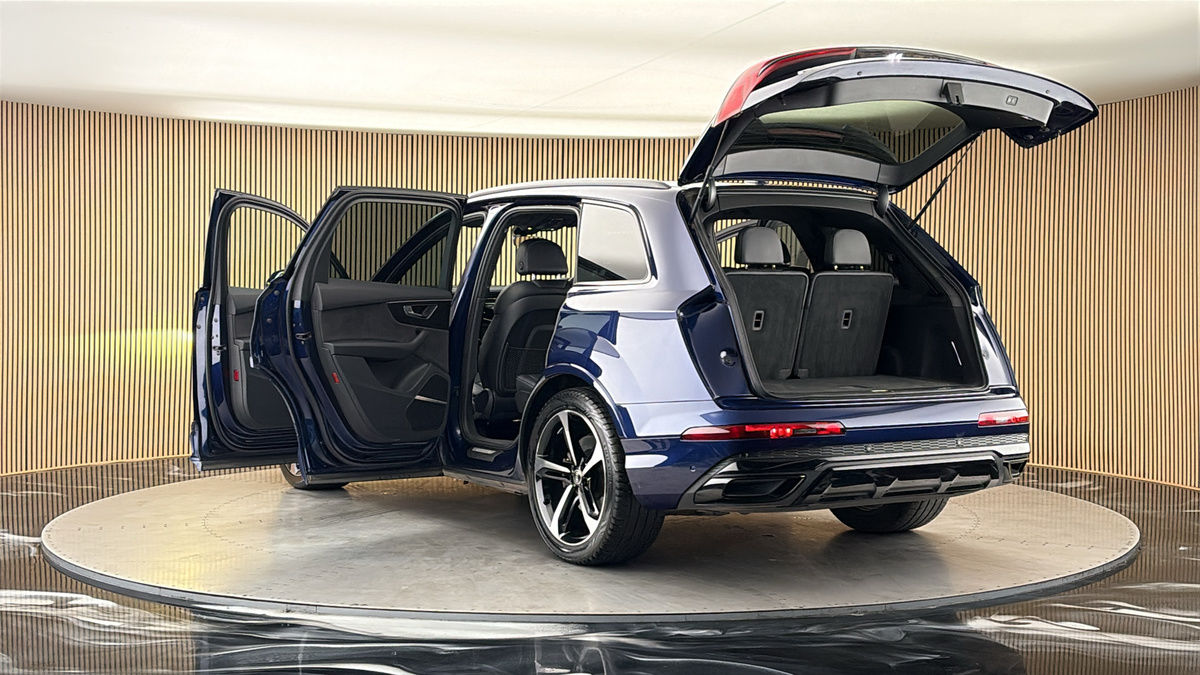 Audi Q7 Image 23