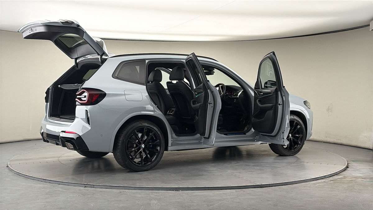 More views of BMW X3