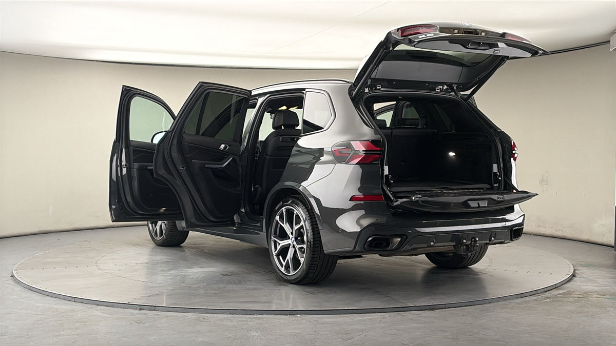 BMW X5 Image 23