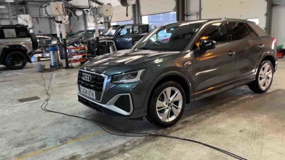 More views of Audi Q2