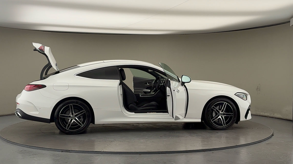 More views of Mercedes-Benz CLE