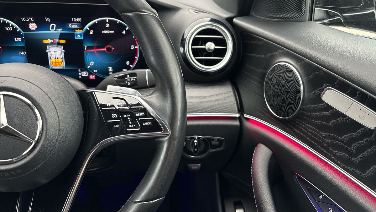 Mercedes-Benz E Class Image 14