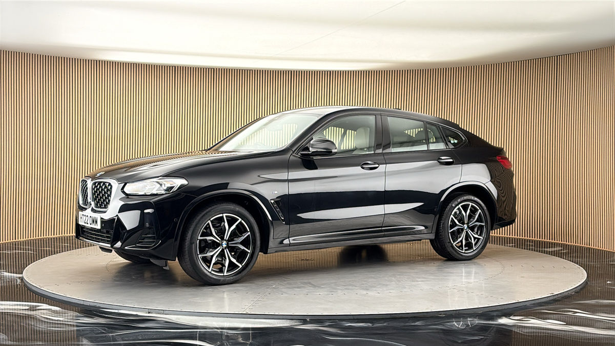 More views of BMW X4