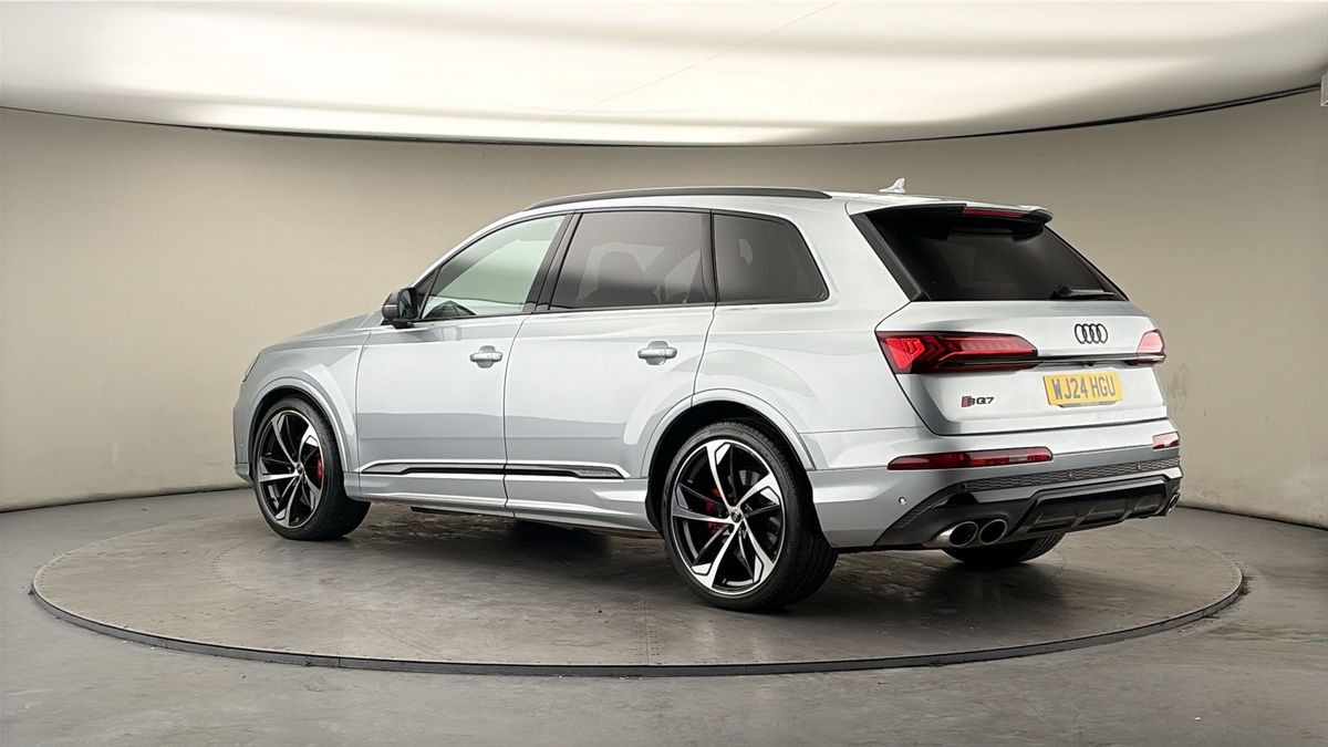 More views of Audi SQ7