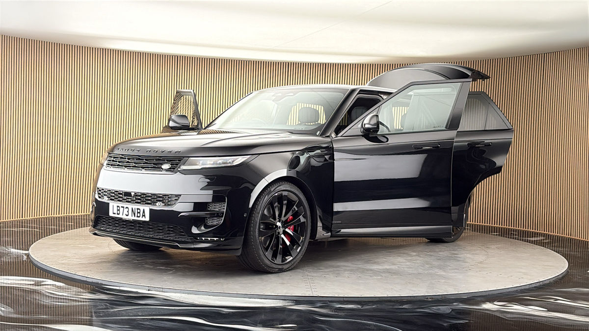 More views of Land Rover Range Rover Sport