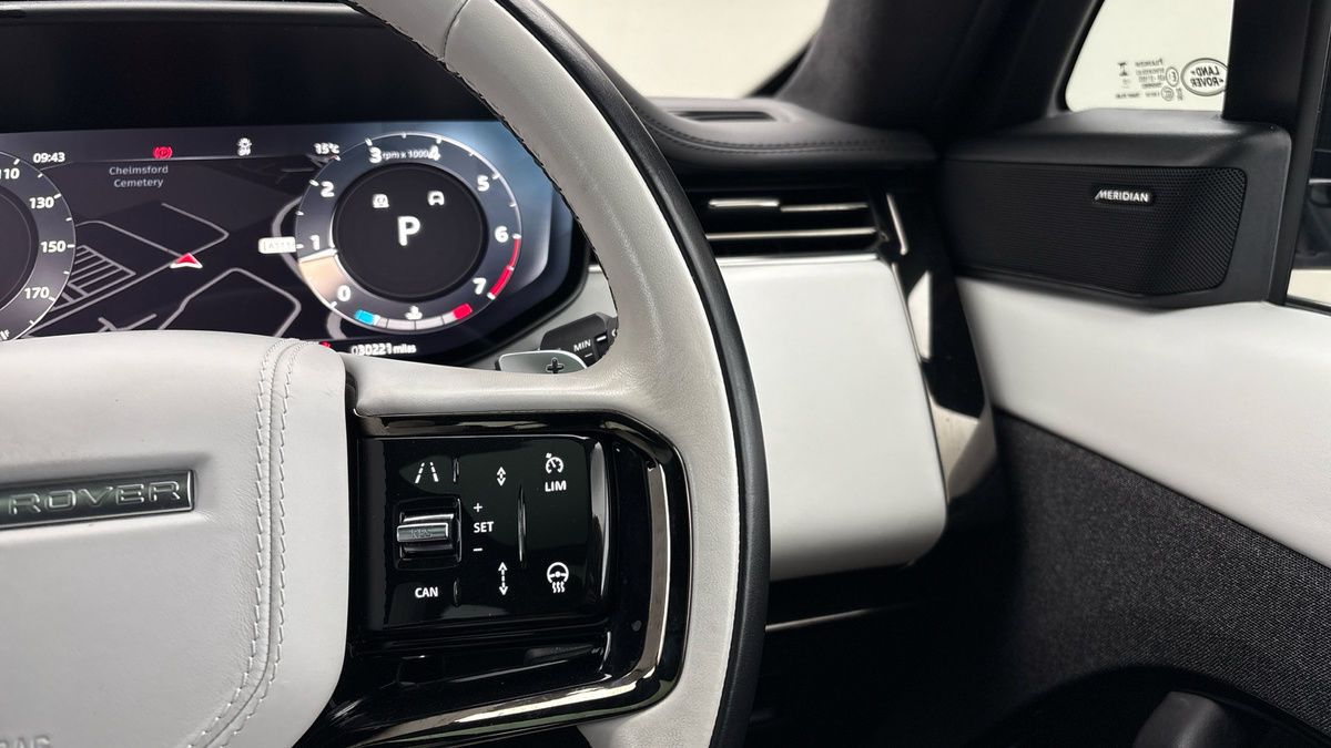 Land Rover Range Rover Sport Urban Image 14