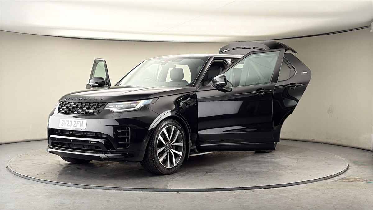 More views of Land Rover Discovery