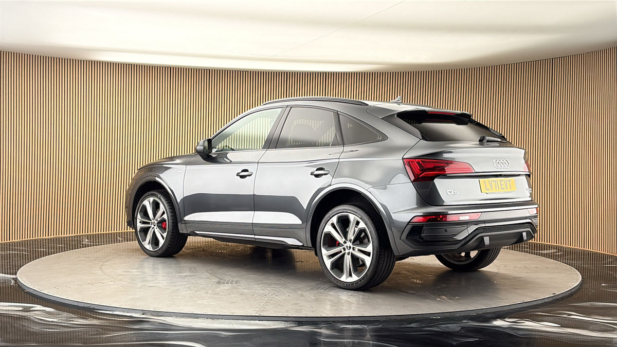 More views of Audi Q5