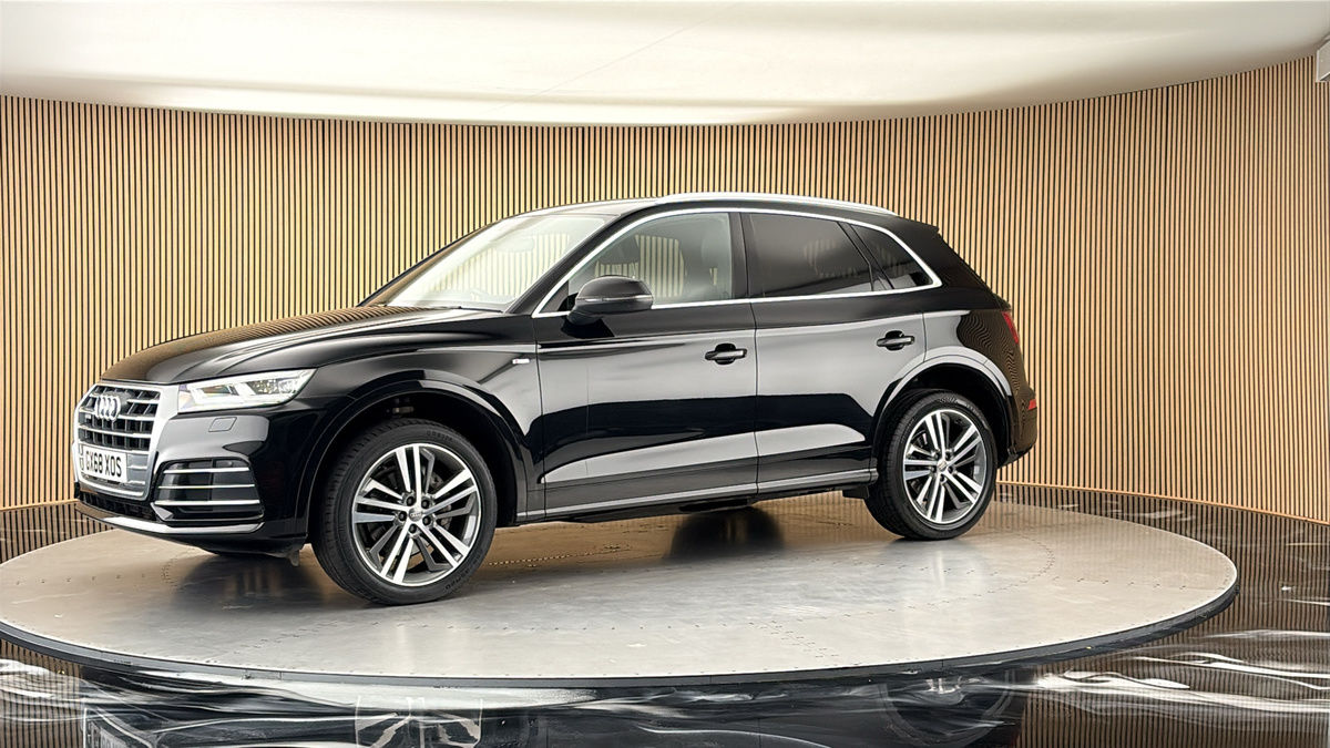 More views of Audi Q5