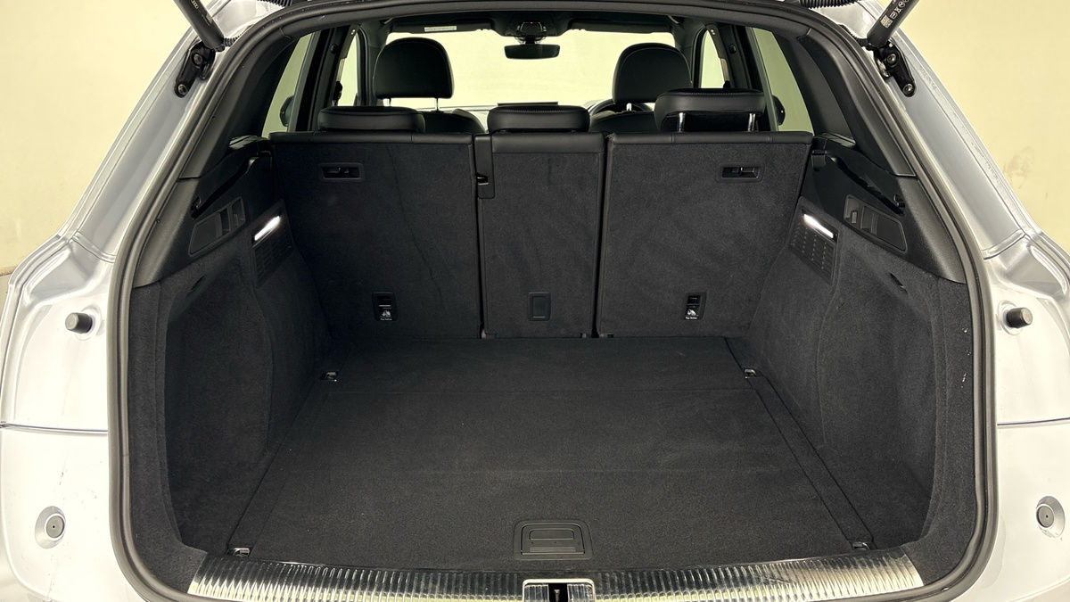 Audi Q5 Image 11