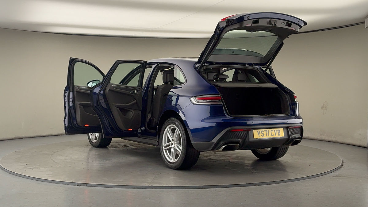 Porsche Macan Image 23
