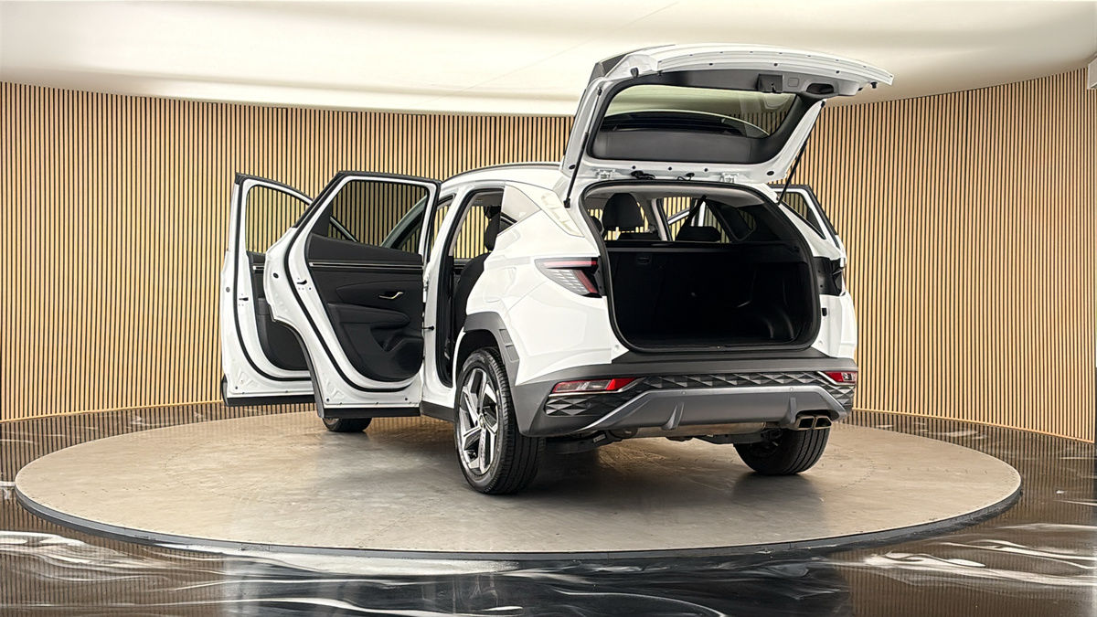 More views of Hyundai TUCSON