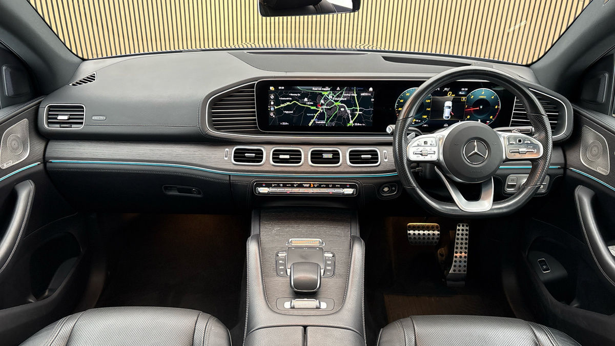 Mercedes-Benz GLE Image 12