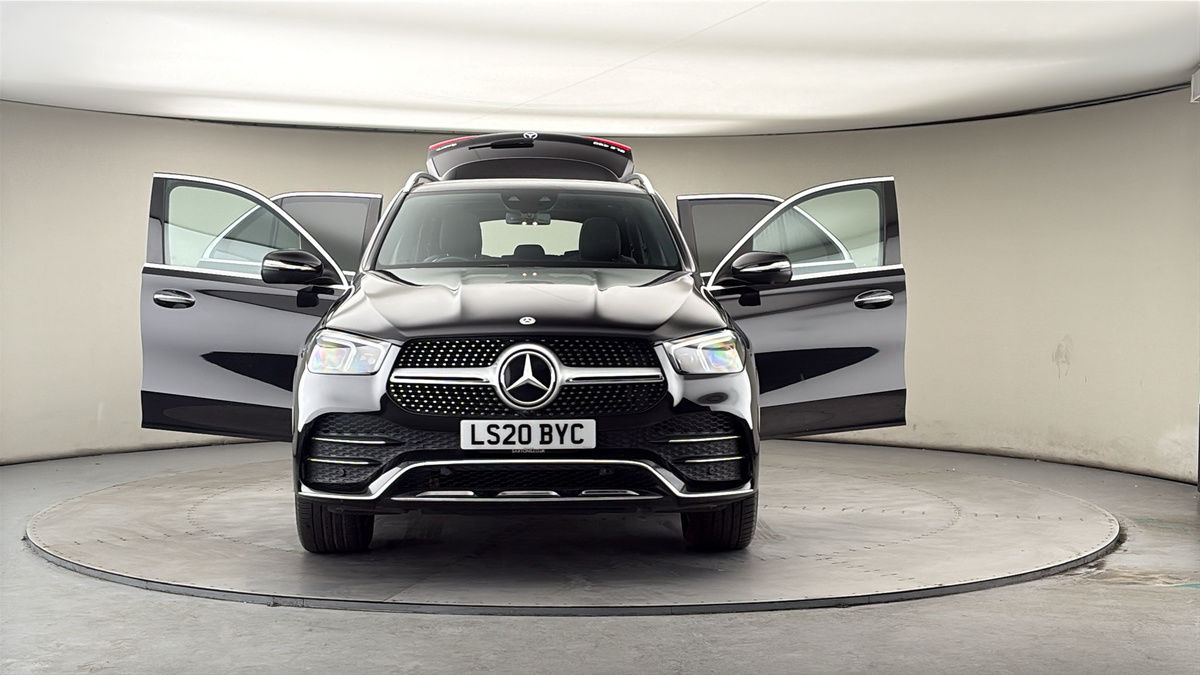 More views of Mercedes-Benz GLE