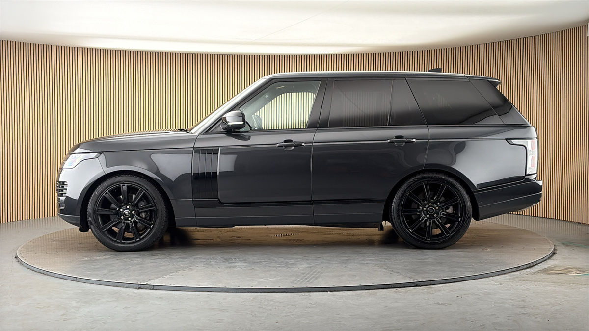 Land Rover Range Rover Image 15