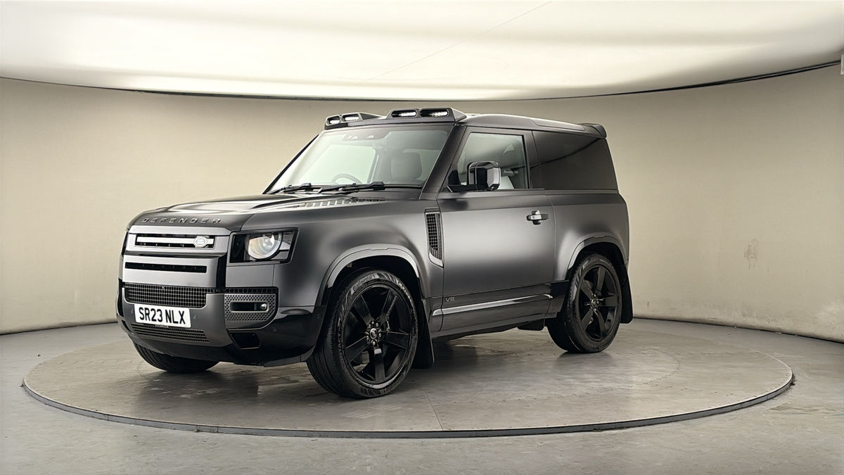 Land Rover Defender 90 Image 20