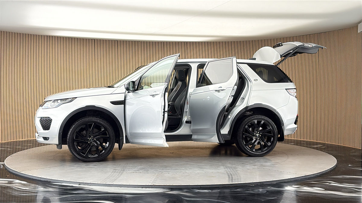 More views of Land Rover Discovery Sport