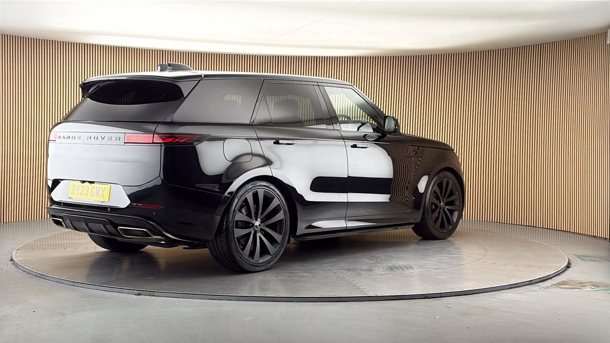Land Rover Range Rover Sport Image 21